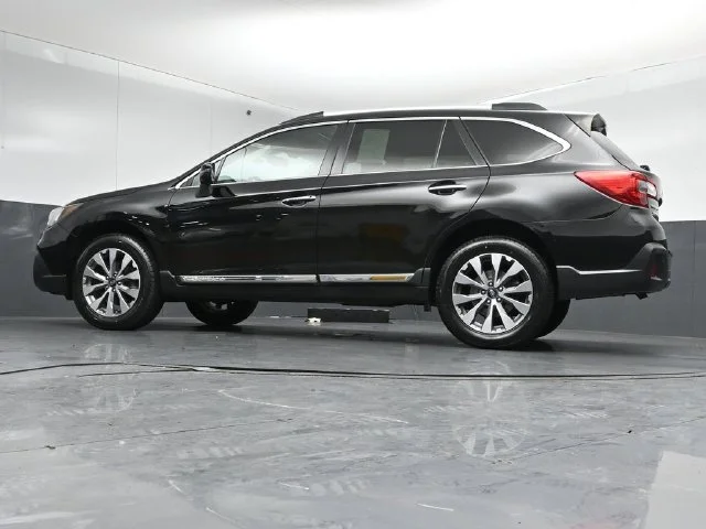Used 2019 Crystal Black Silica Subaru 2.5i image 42