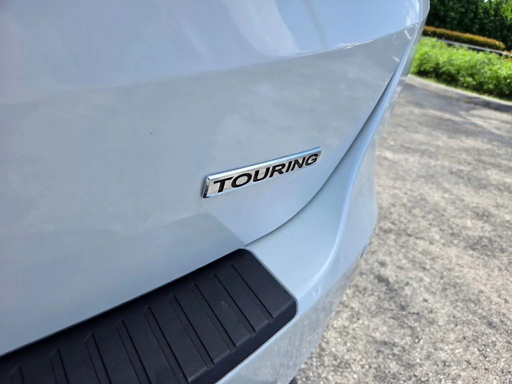 Used 2024 White Honda Touring image 14