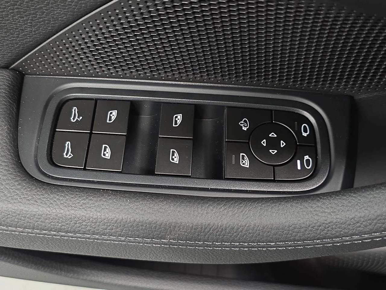 2026 Porsche Panamera Base - Photo 24
