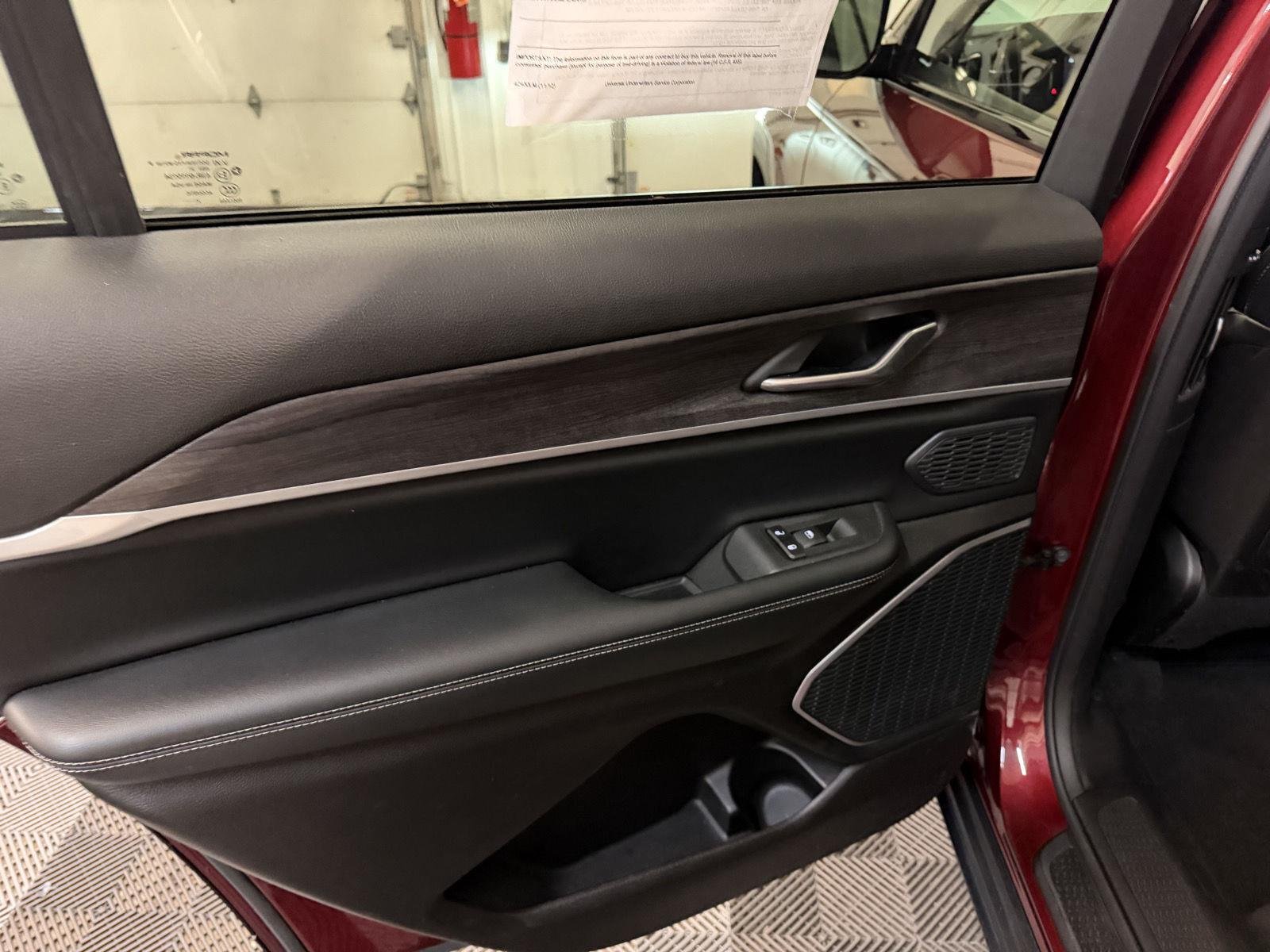 Used 2021 Velvet Red Pearlcoat Jeep Limited image 41