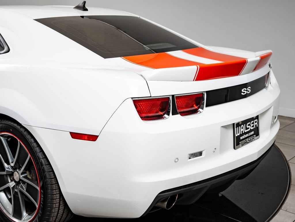 Used 2010 Summit White Chevrolet SS image 18