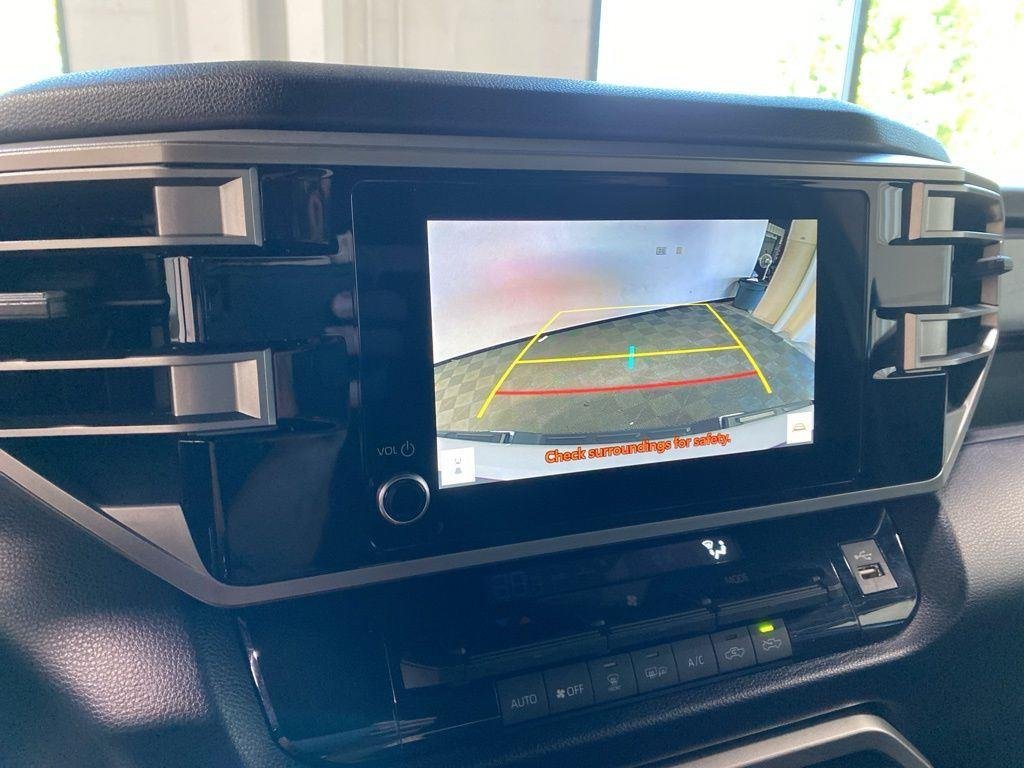 Used 2025 Ice Toyota SR5 image 18