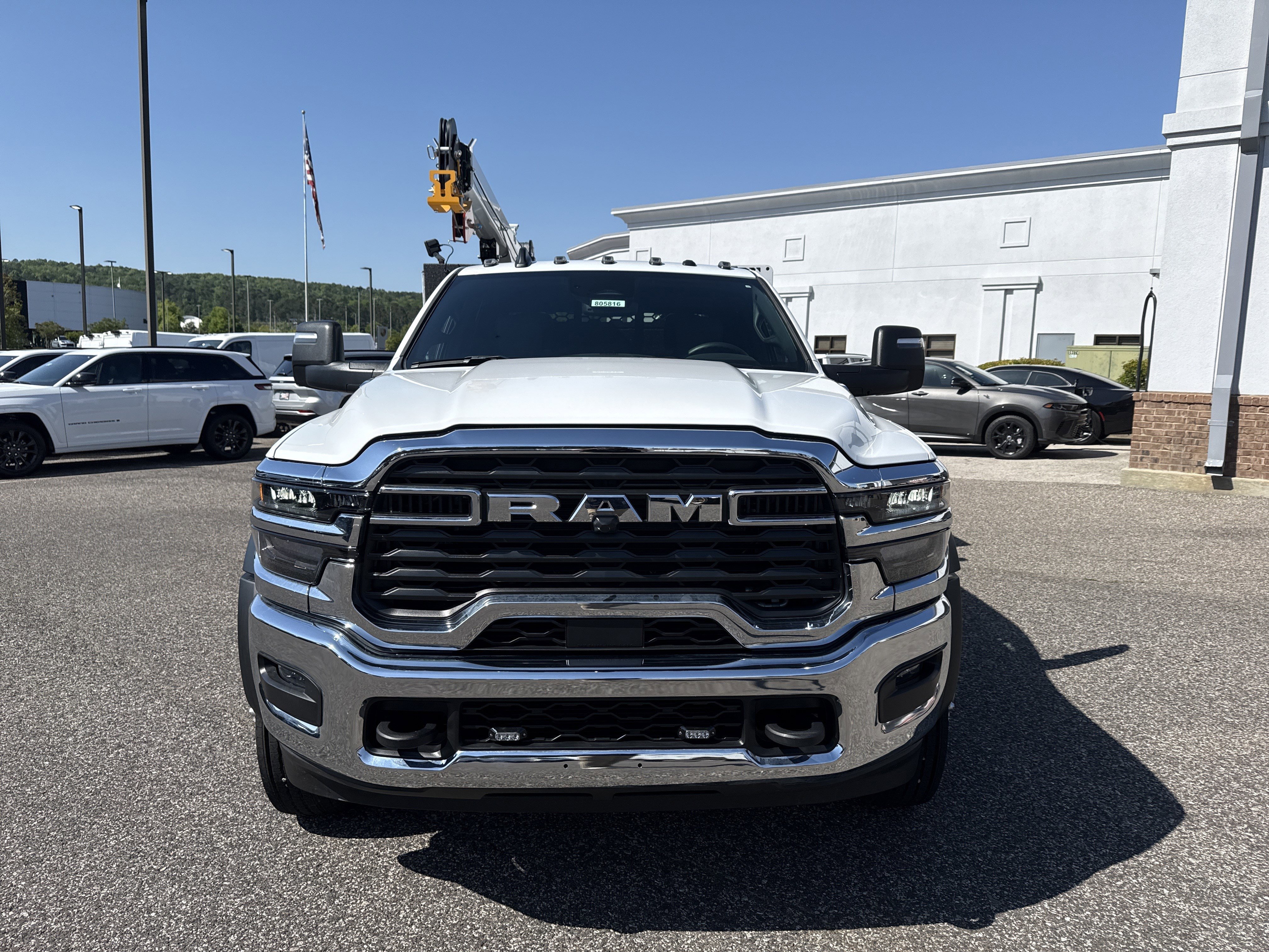 New 2026 Bright White Clear-Coat Exterior Paint RAM Tradesman image 2