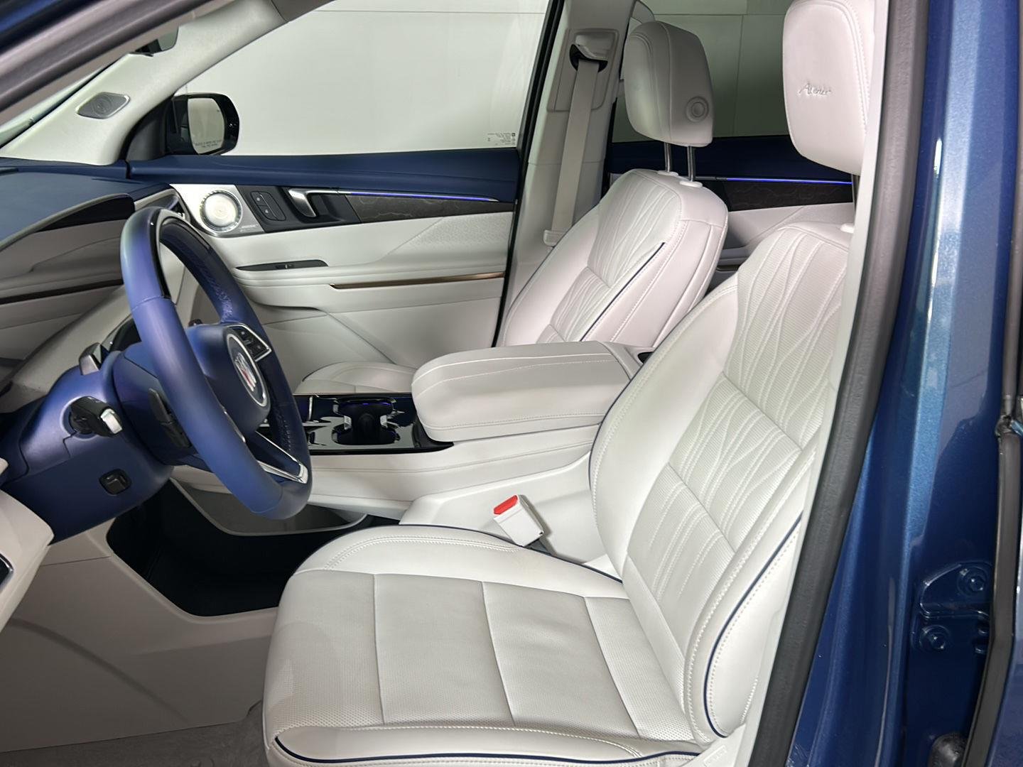 Used 2025 Ocean Blue Metallic Buick Avenir image 15