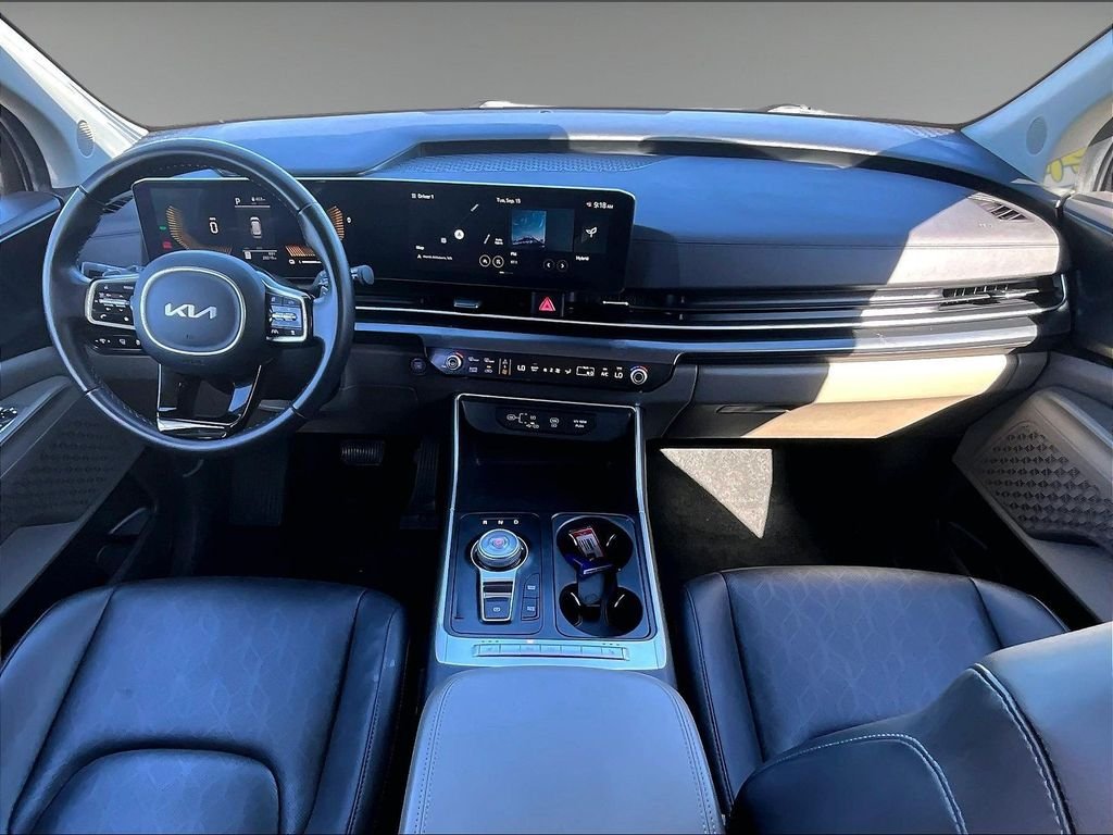 Used 2026 Gray Kia LXS image 22