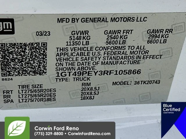 Used 2024 Summit White GMC AT4 image 37