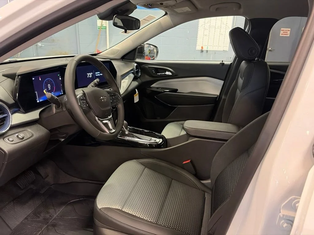 2026 Chevrolet Trax LT - Photo 12