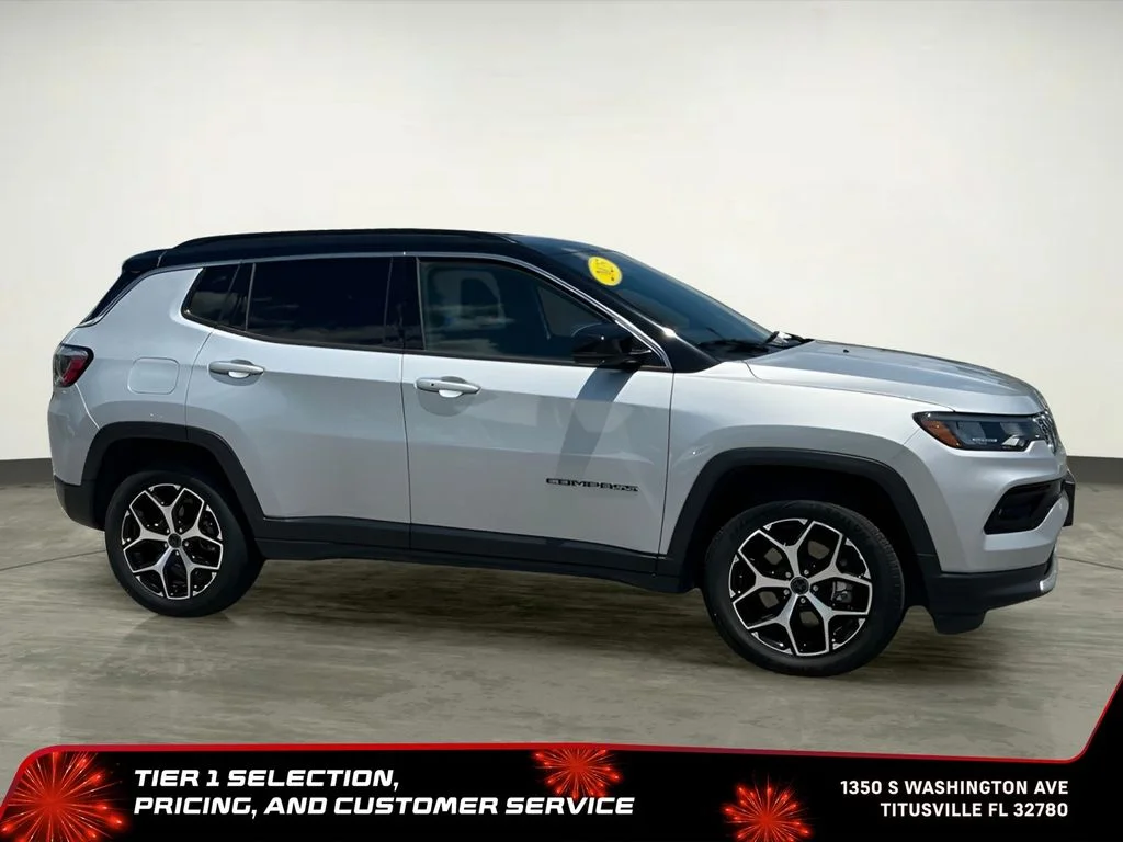 Used 2025 Silver Jeep Limited image 12