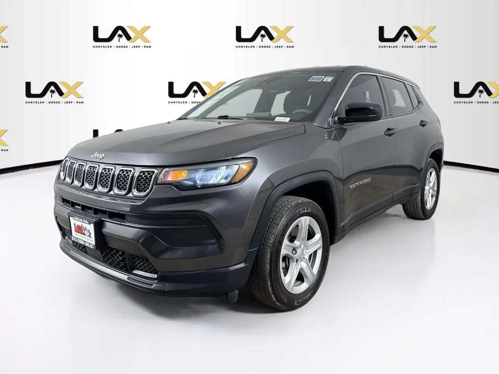 Used 2023 Gray Jeep Sport image 3