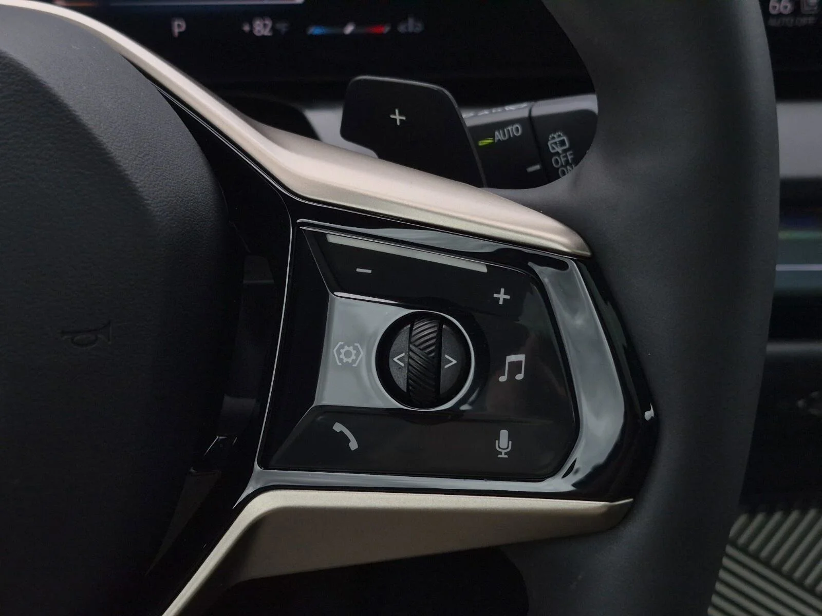 2025 BMW X3 30 - Photo 28