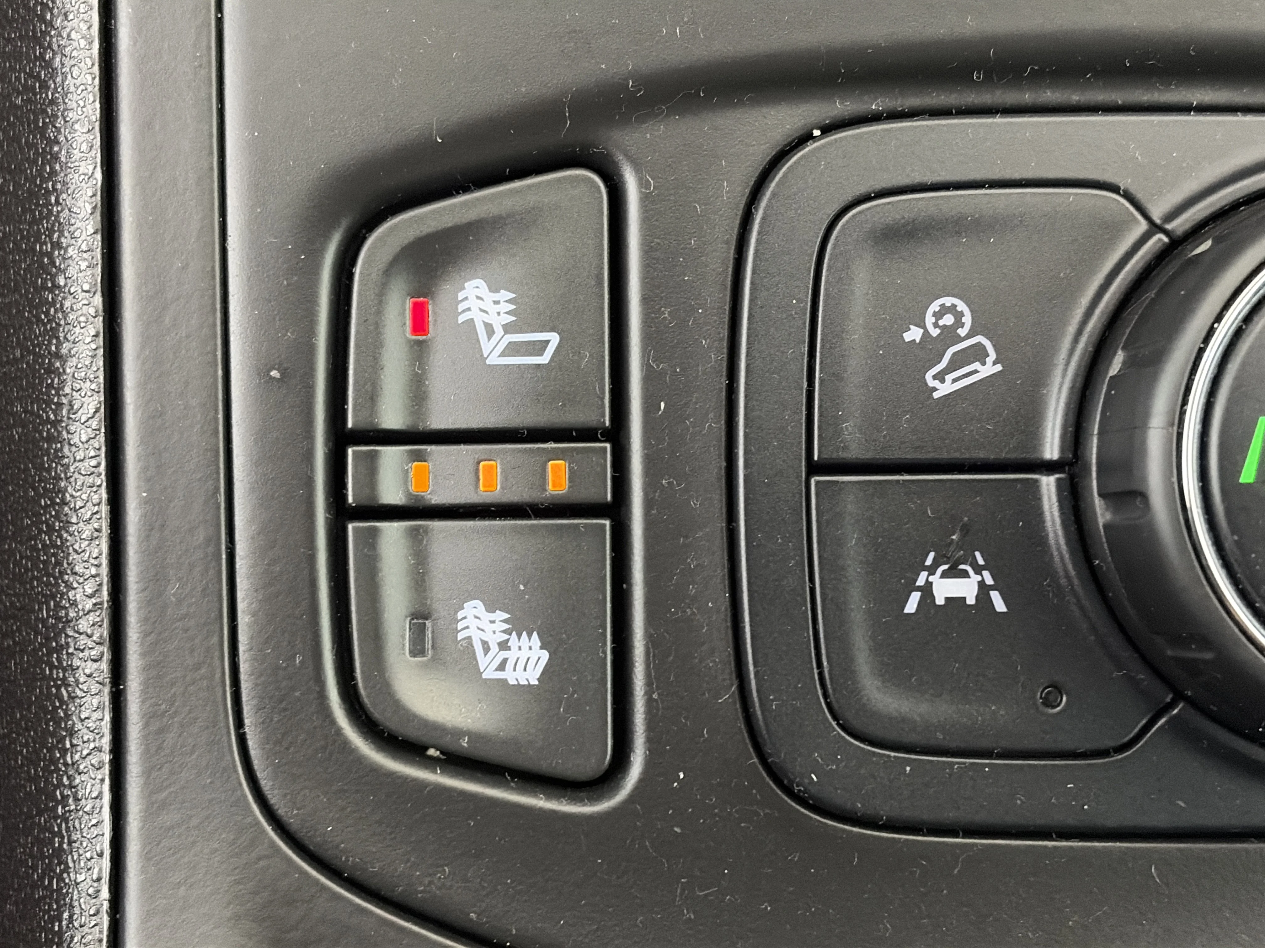 2023 GMC Terrain SLT - Photo 28