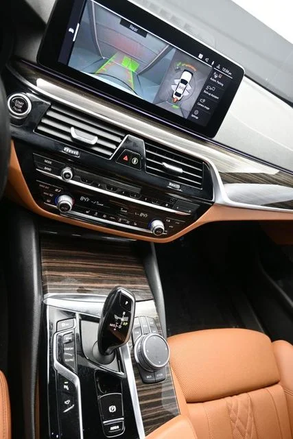 Used 2021 White BMW 540i image 27