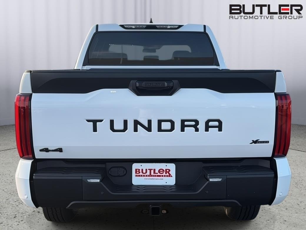 New 2026 Ice Cap Toyota SR5 image 5