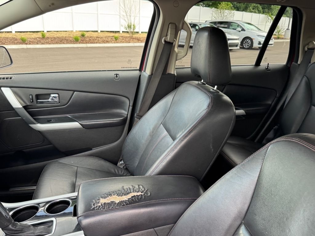 Used 2012 Red Ford Limited image 7