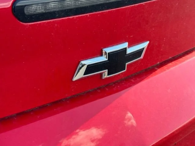 Used 2023 Red Hot Chevrolet 1LT image 16