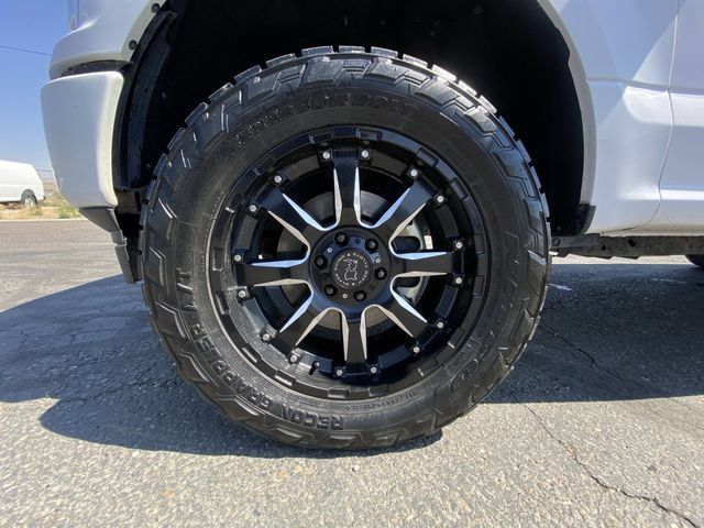 Used 2020 White Ford XL image 10