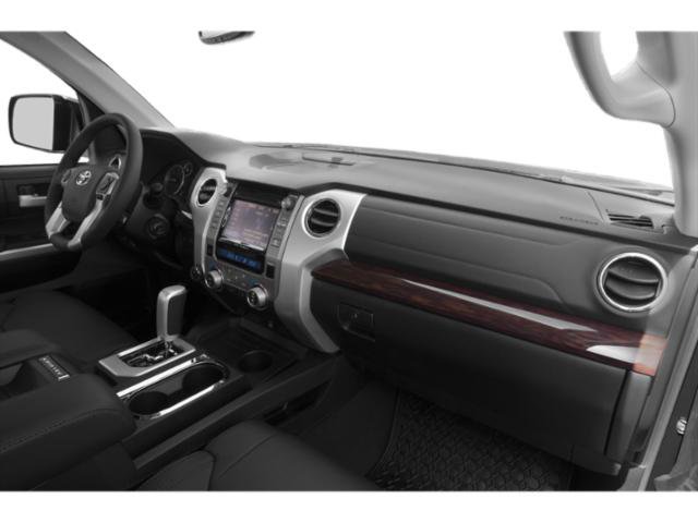 Used 2015  Toyota Limited image 19