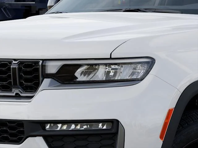 New 2027 Bright White Clear-Coat Paint Jeep  image 6