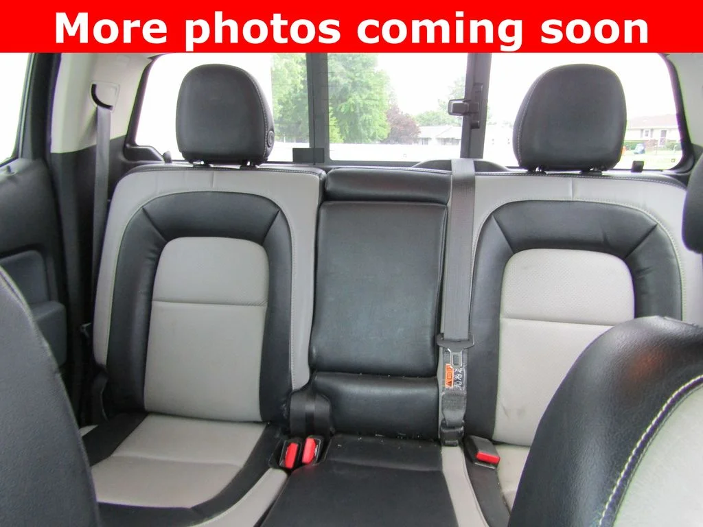 Used 2021 Red Chevrolet Z71 image 14