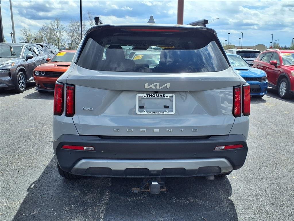 Used 2022 Wolf Gray C7s Kia X-Line SX Prestige image 5