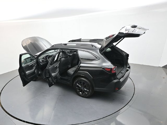 Used 2023 Crystal Black Silica Subaru Onyx Edition image 28