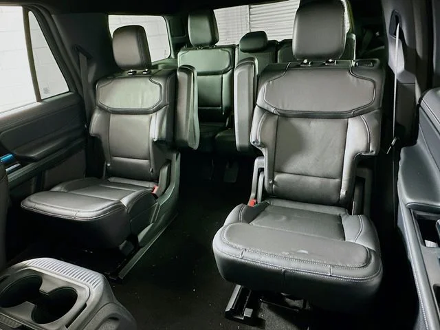 New 2026 Ford Expedition Platinum