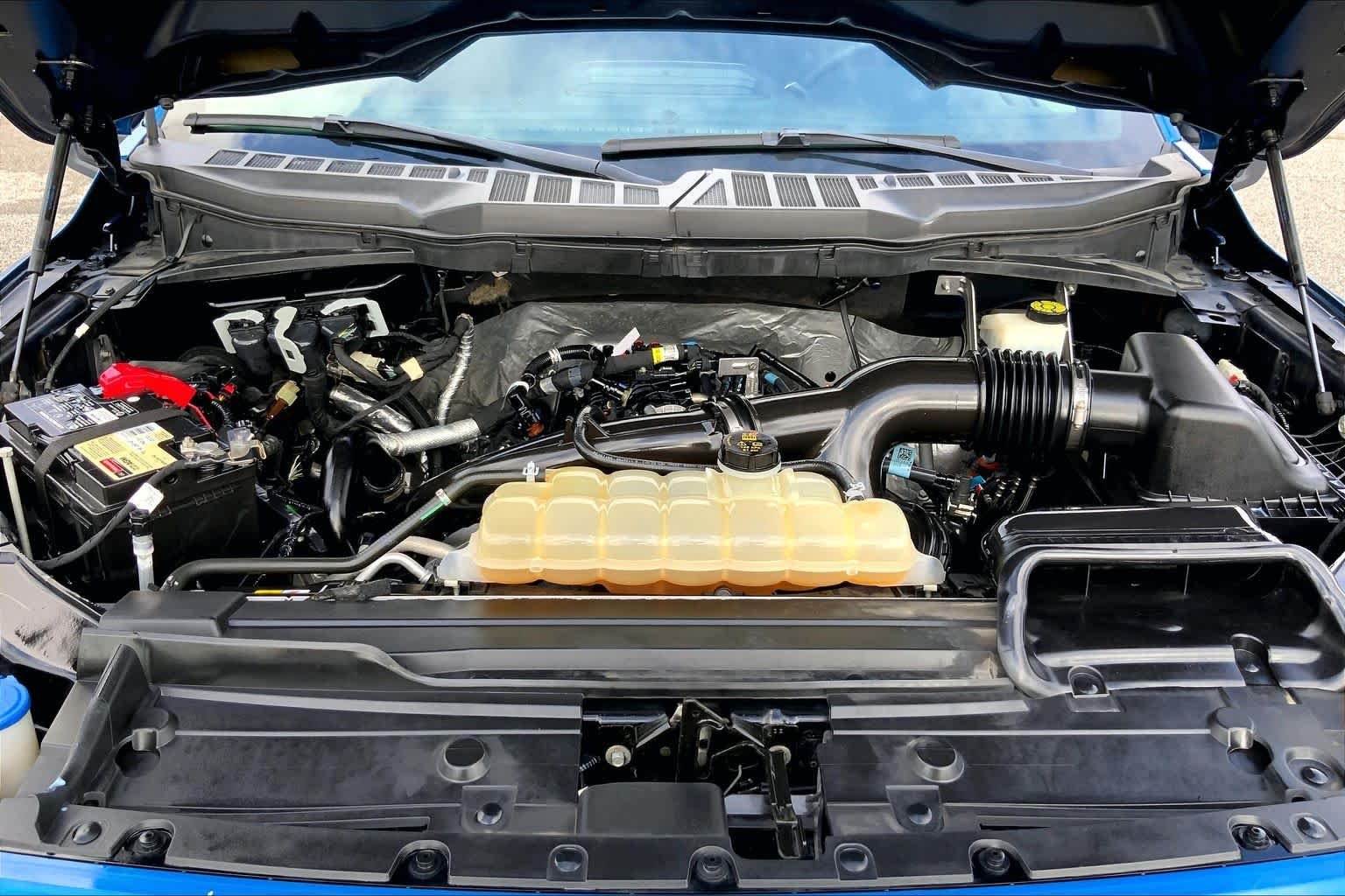 Used 2021 Velocity Blue Ford XL image 31
