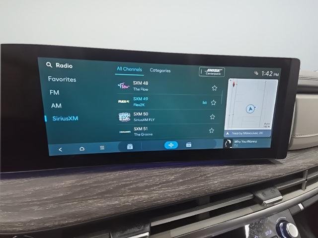 New 2027 Black Hyundai Limited AWD image 30