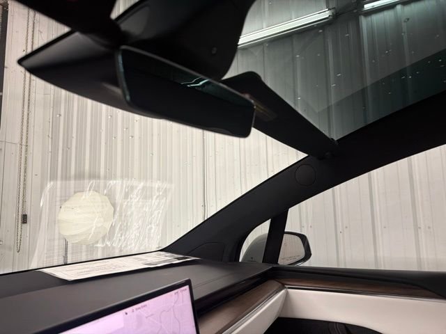 2022 Tesla Model X Long Range - Photo 38