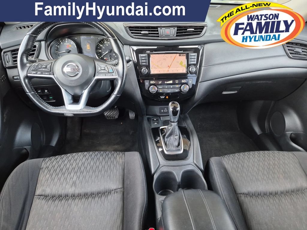 Used 2020 Gray Nissan SV image 24