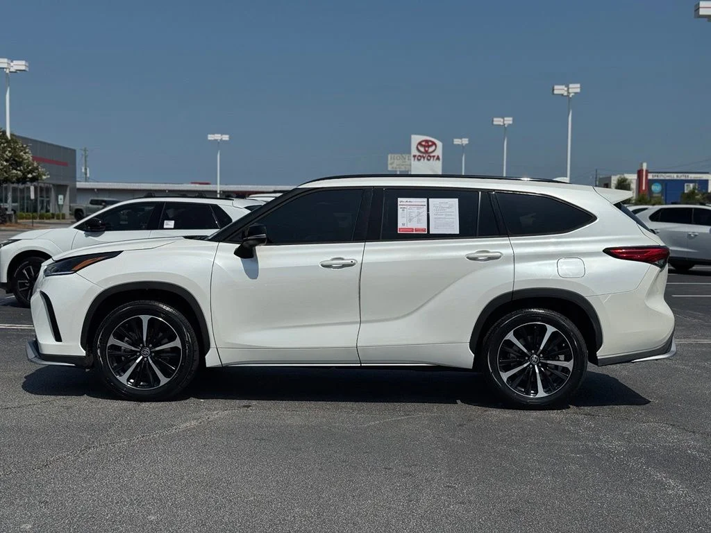Used 2021 White Toyota XSE image 8