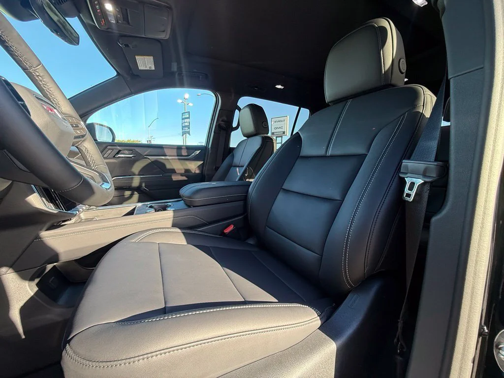 New 2026 Ebony Twilight Metallic GMC Elevation image 32