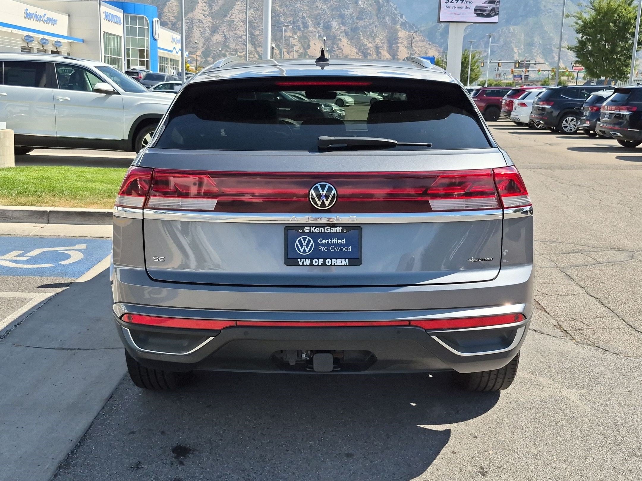 Certified Used 2024 Platinum Gray Metallic Volkswagen 2.0T SE w/Technology image 5