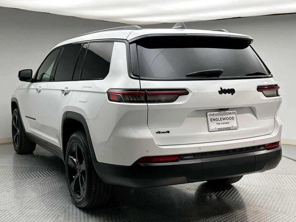 Used 2025 Bright White Clearcoat Jeep Altitude X image 11