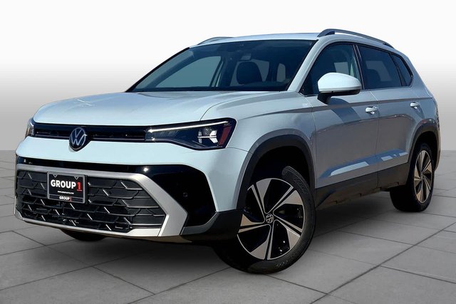 New 2026 Volkswagen Taos SE AWD