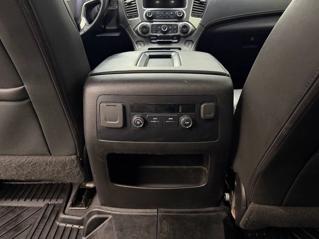 Used 2019 Silver Ice Metallic Chevrolet LT image 24