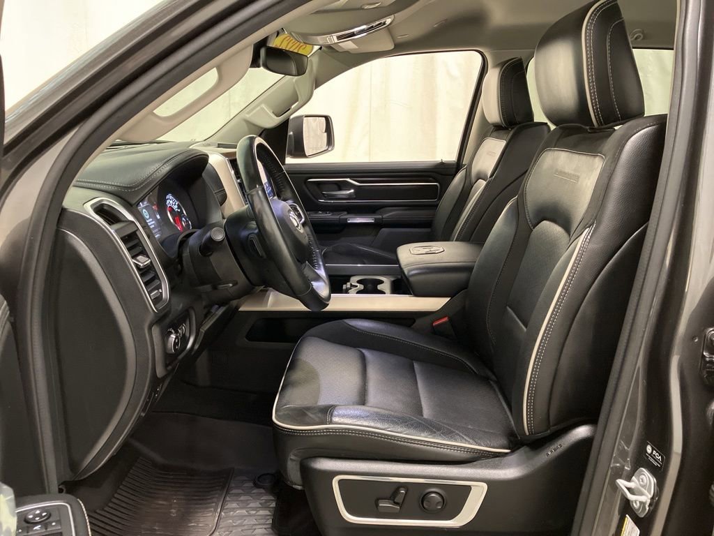 Used 2022 Granite Crystal Metallic Clearcoat Ram Laramie image 13