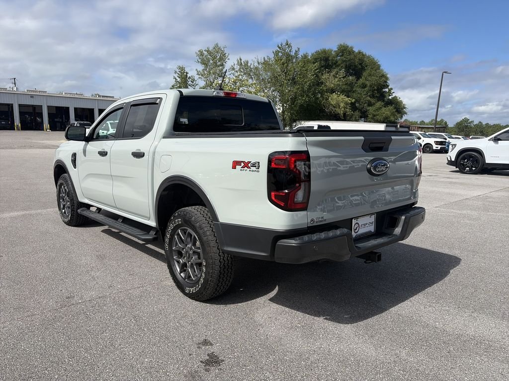 Used 2024 Green Ford XLT image 5