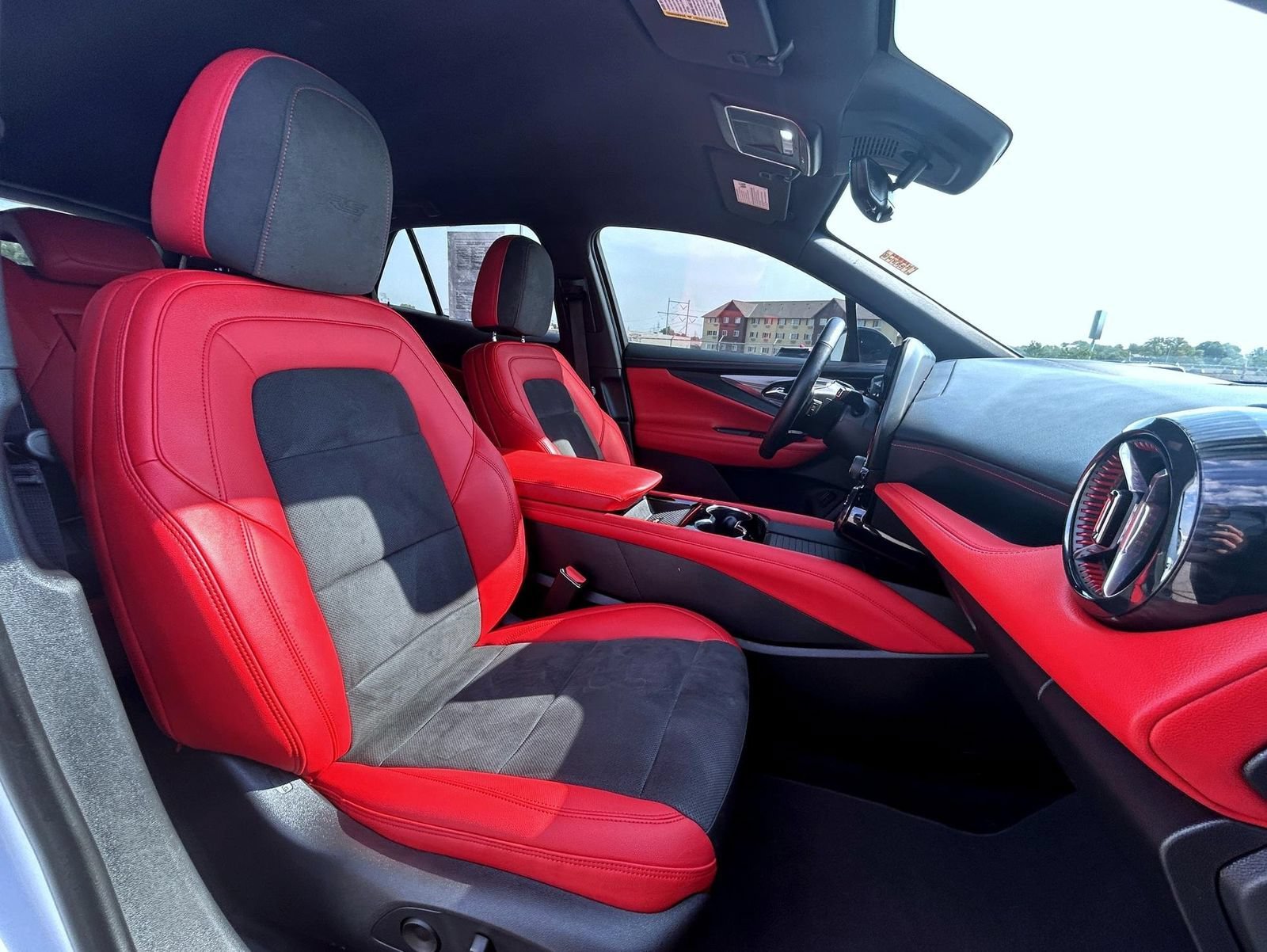 2024 Chevrolet Blazer EV RS - Photo 17