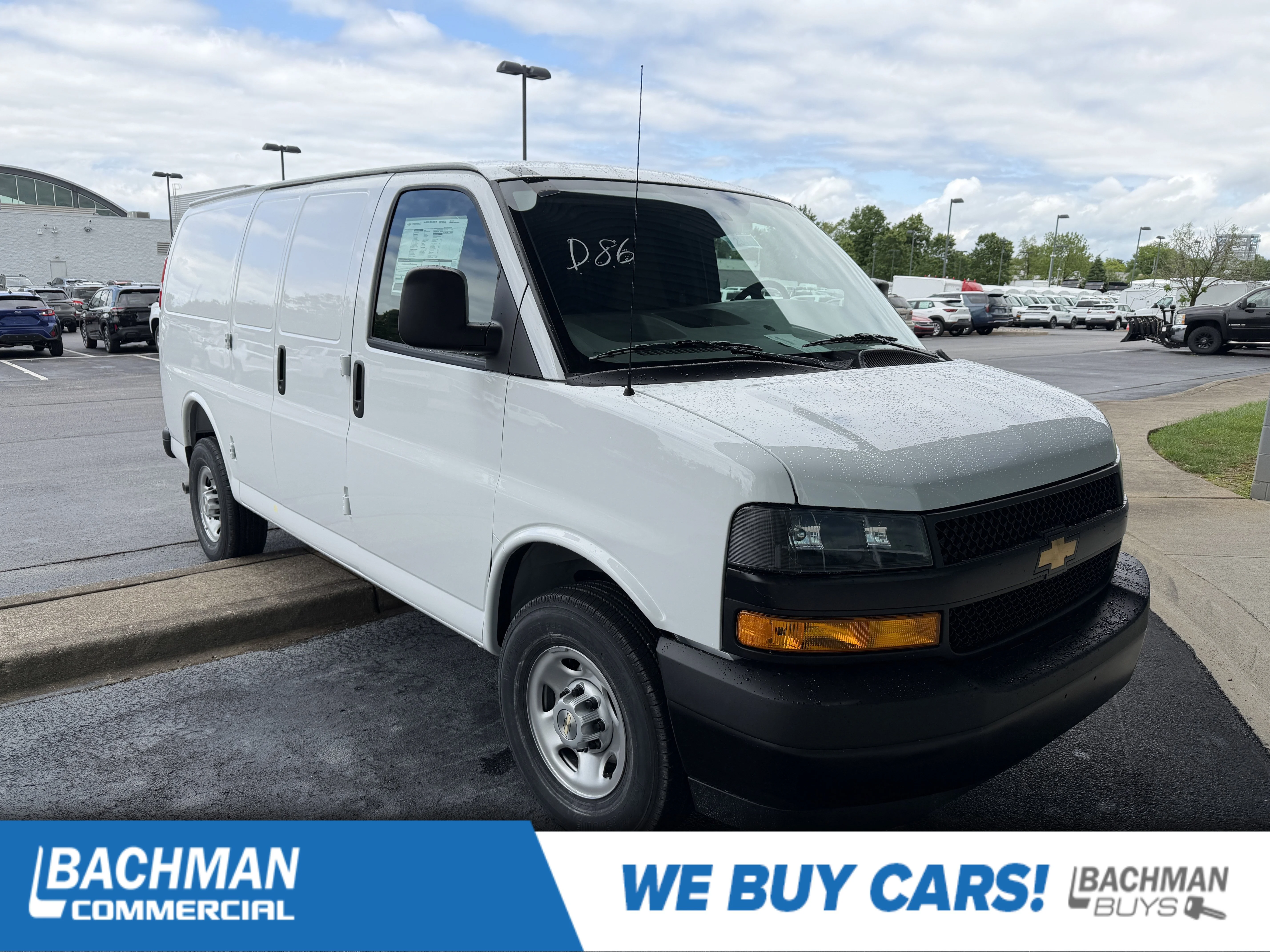 2026 Chevrolet Express 2500 Work Van HD's photo