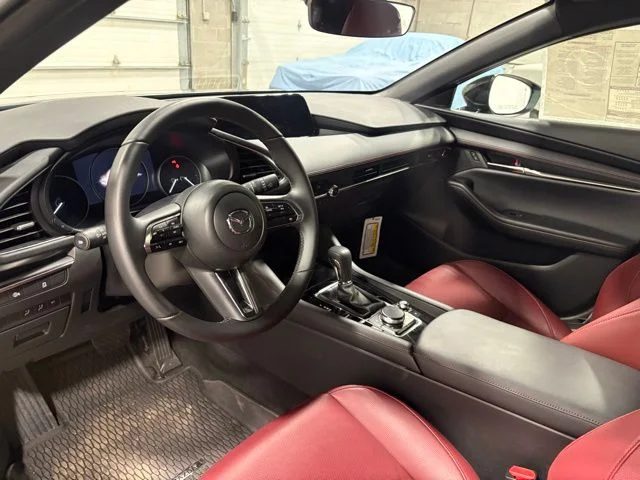 2026 Mazda Mazda3 Carbon Edition - Photo 11