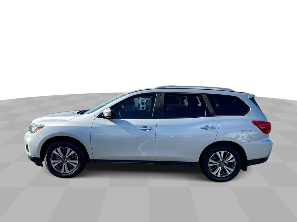 Used 2017 Silver Nissan SV image 20