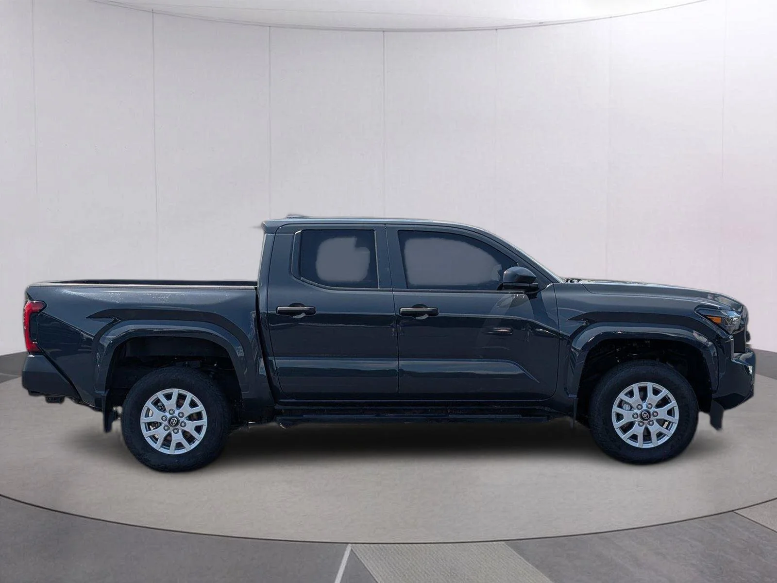 Used 2024 Underground Toyota SR image 8