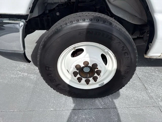 Used 2019 White Ford Base image 4