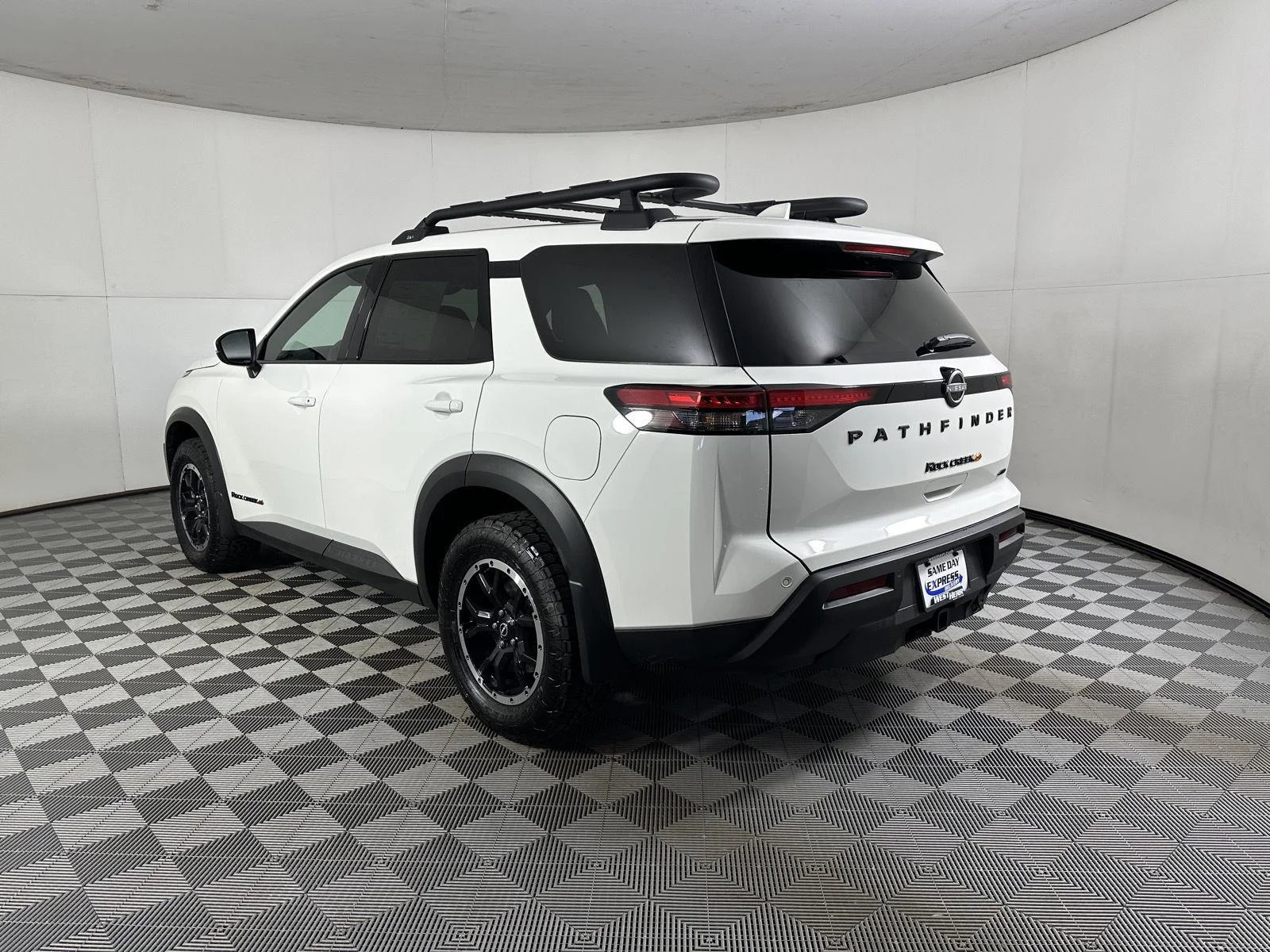 Used 2025 Glacier White Nissan Rock Creek image 8