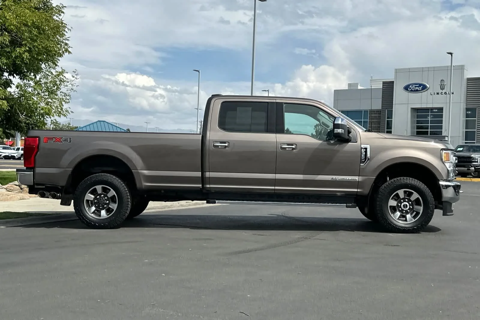 Certified Used 2022 Stone Gray Metallic Ford XLT image 8