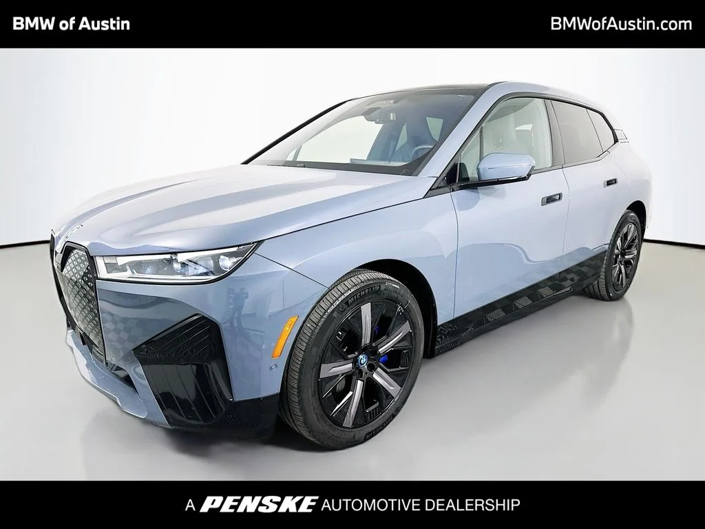 2024 BMW iX xDrive50's photo