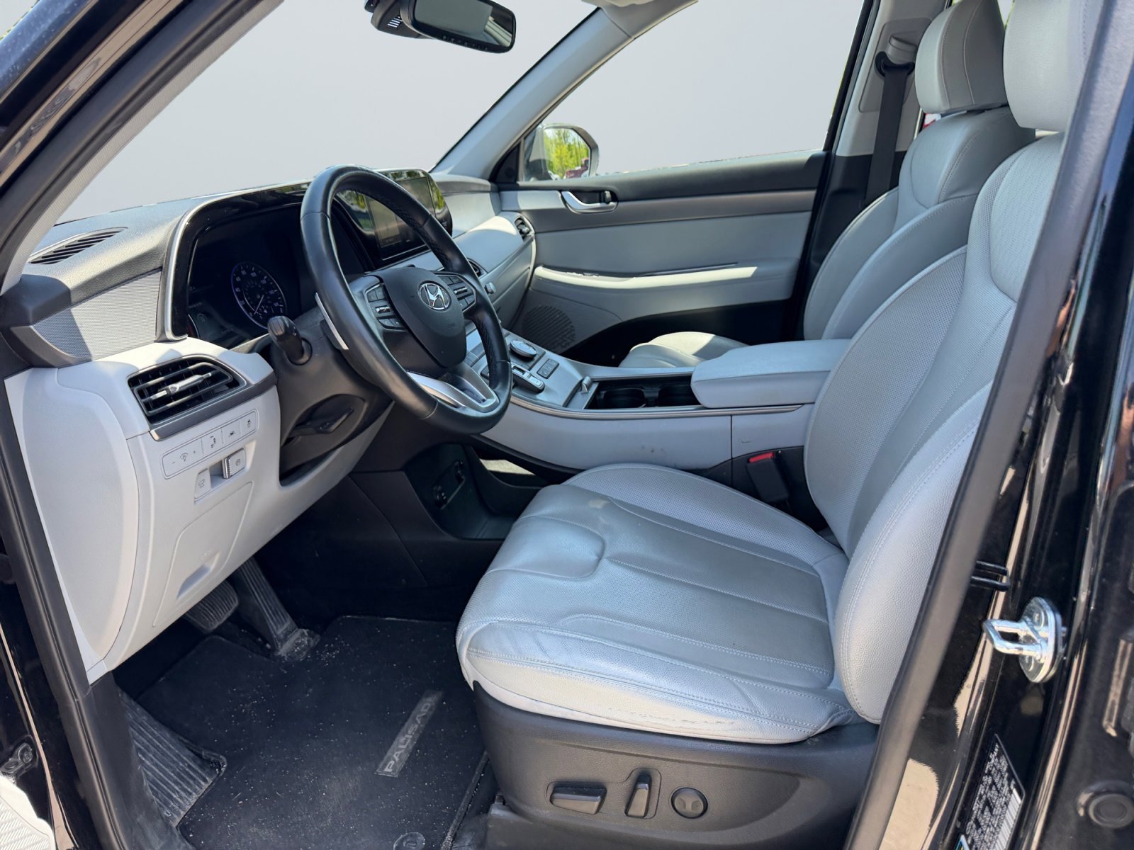 Used 2020 Becketts Black Hyundai SEL image 9