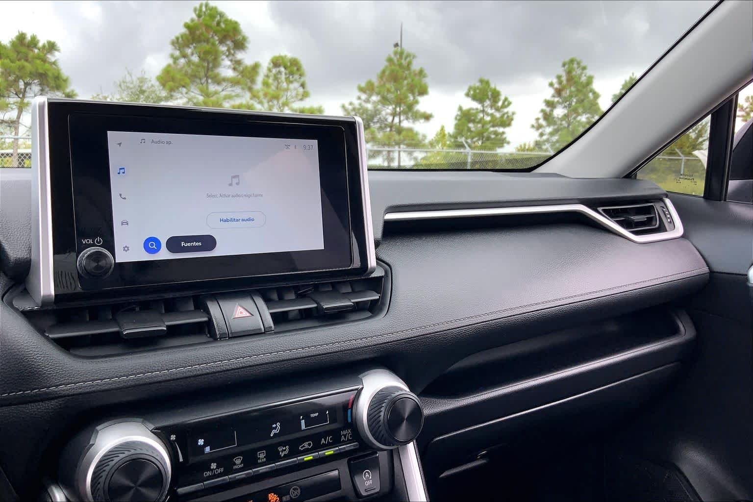 Used 2025 Silver Sky Metallic Toyota LE image 35