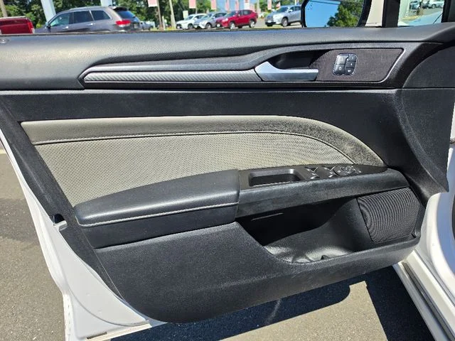 Used 2017 White Ford Sport image 19